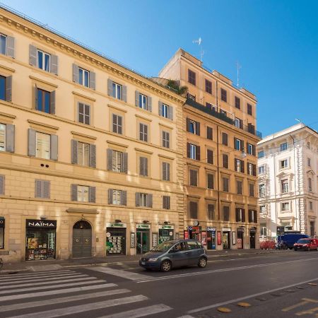 Apartment Vittorio Emanuele By Interhome โรม ภายนอก รูปภาพ