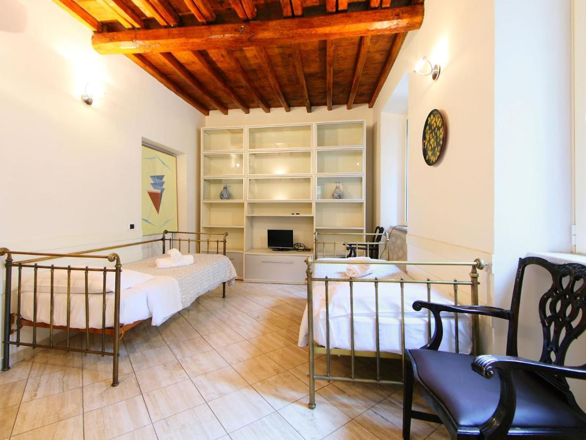 Apartment Vittorio Emanuele By Interhome โรม ภายนอก รูปภาพ