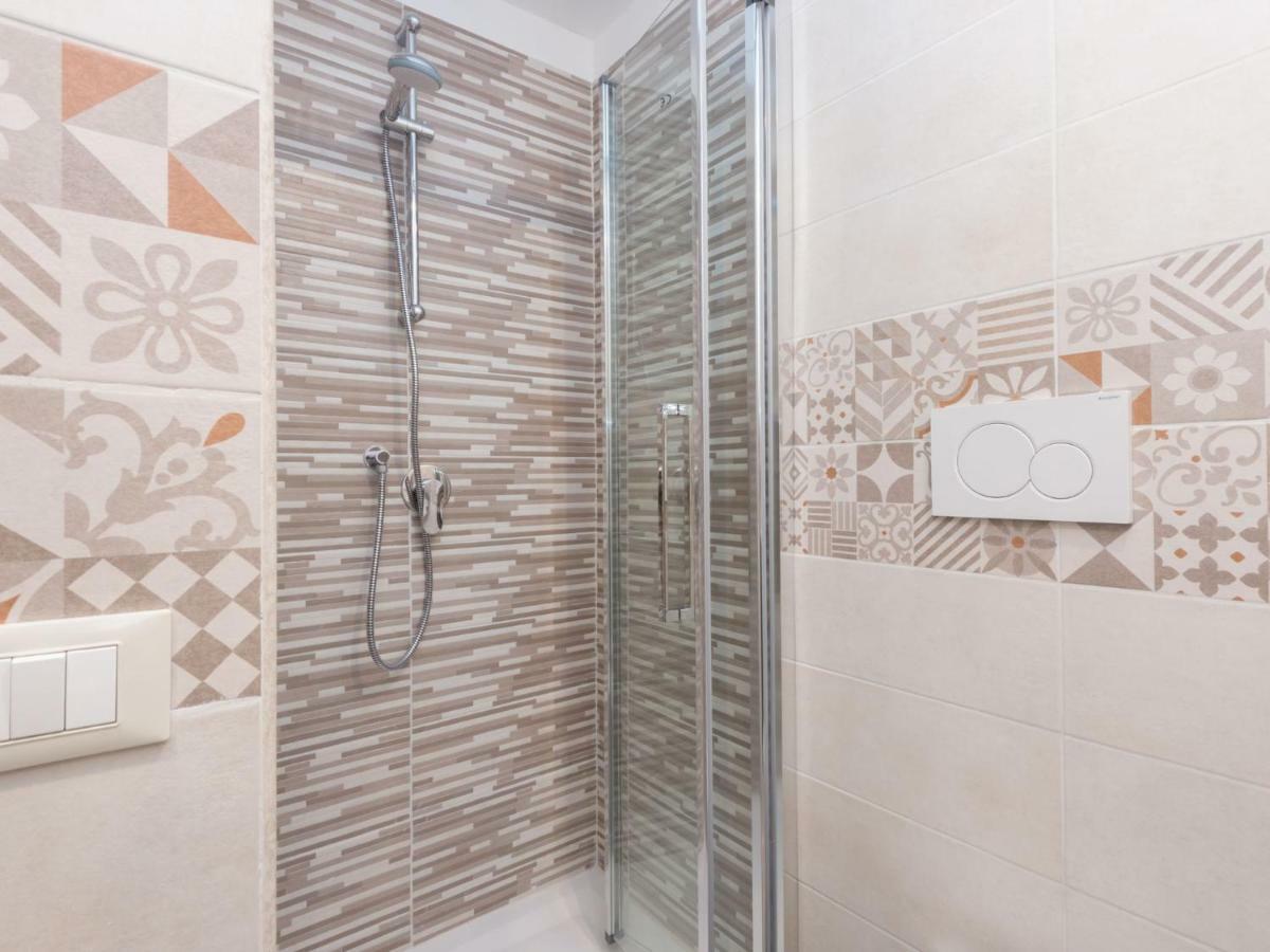 Apartment Vittorio Emanuele By Interhome โรม ภายนอก รูปภาพ